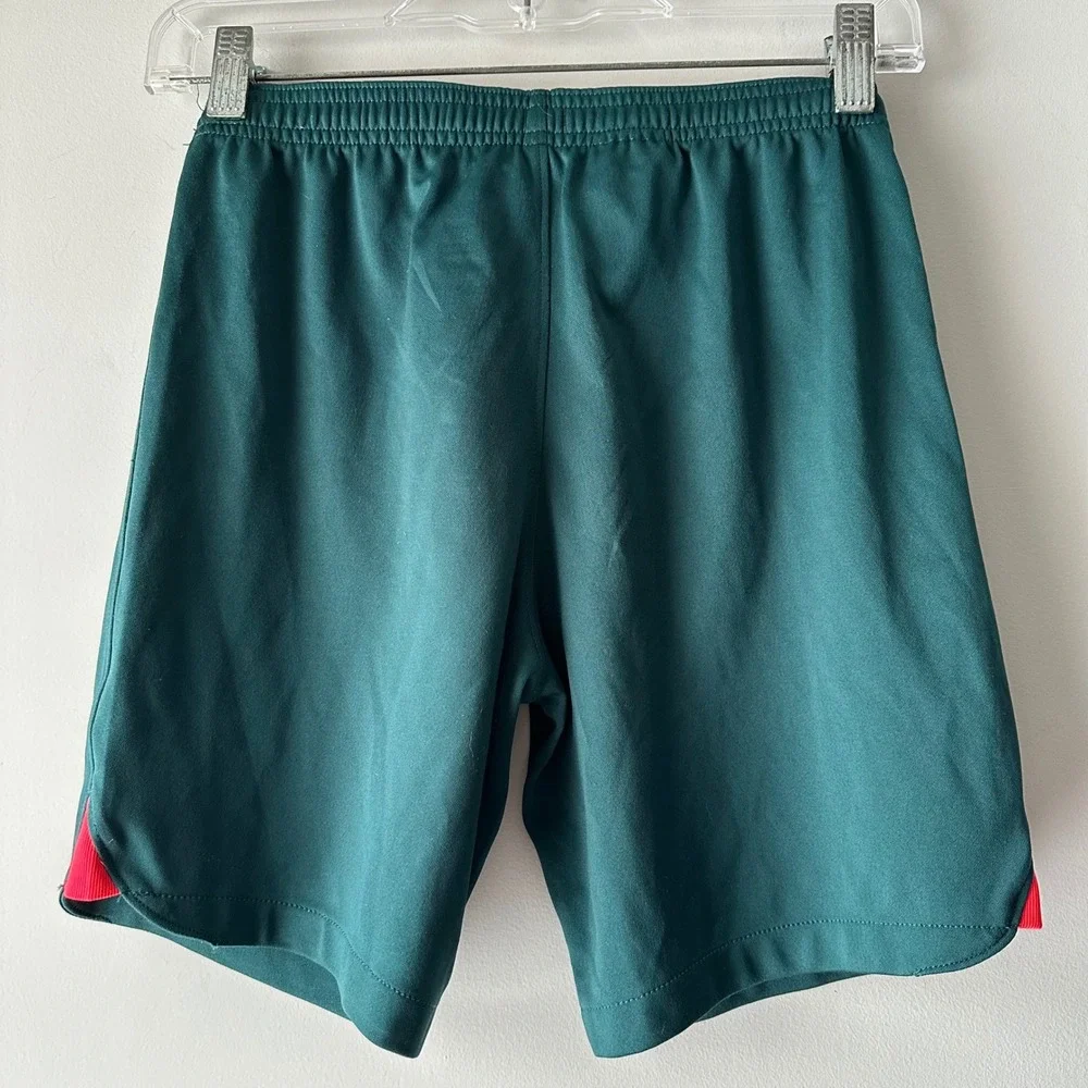Nike Liverpool FC Kids Soccer‎ Shorts Dri-Fit Green Number 27 Size M Football